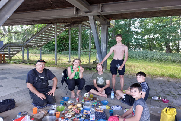 himmel230E4F1769-9512-FA28-0E01-9D4F801D6C20.jpg